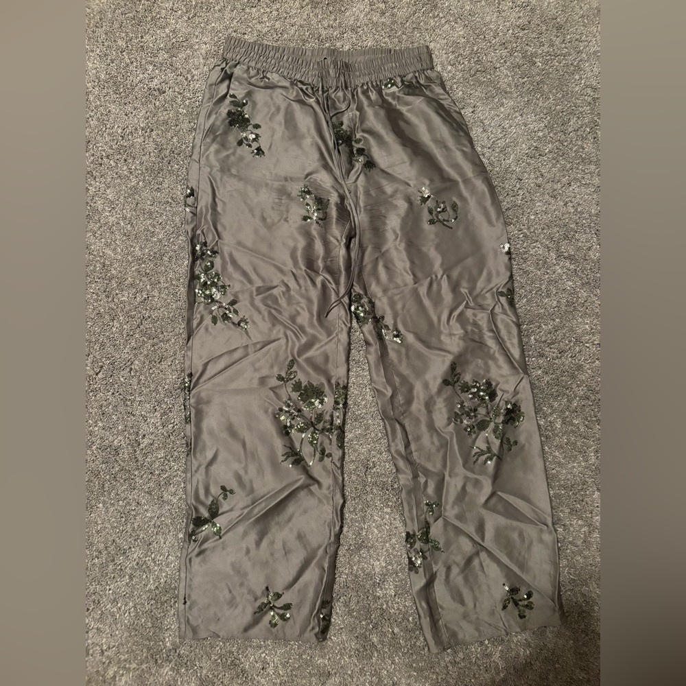 Floral Embroidered Pants